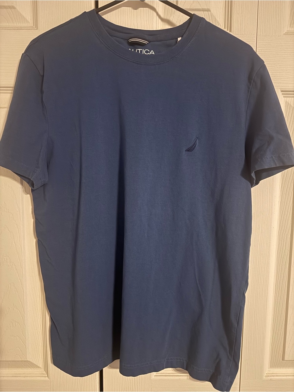 Nautica Men’s Short-Sleeve Crew Tee in Deep Blue